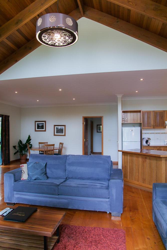 Perricoota Vines Retreat Hotel Moama Kamer foto
